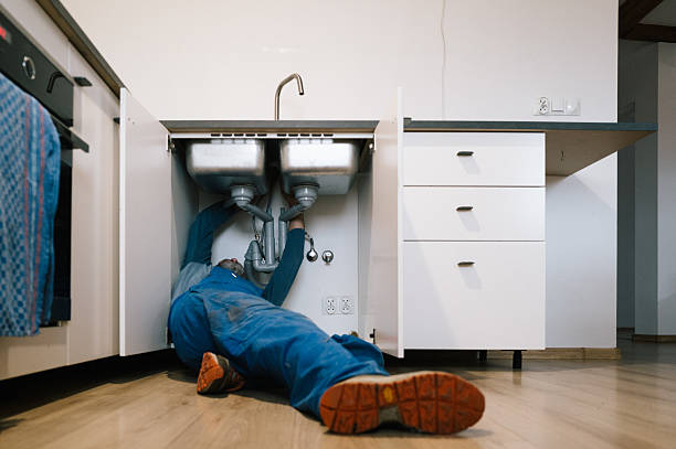 Professional Leak Detection technician working in Memphis, NY